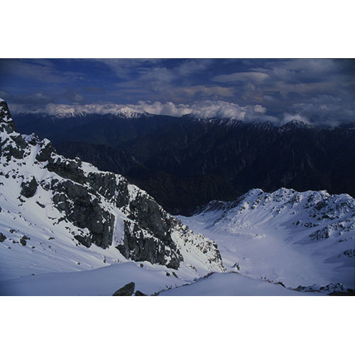 新雪の御前沢/立山